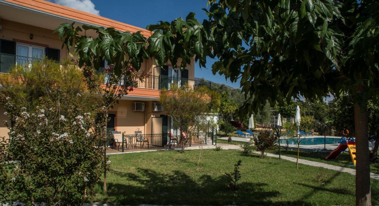 Dimas V House Aparthotel Parga Ngoại thất bức ảnh