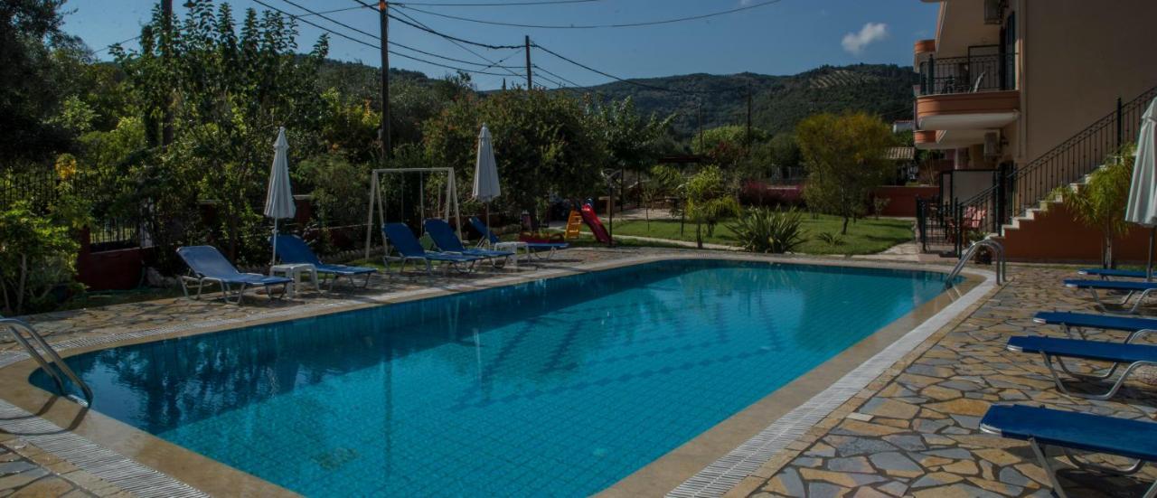 Dimas V House Aparthotel Parga Ngoại thất bức ảnh