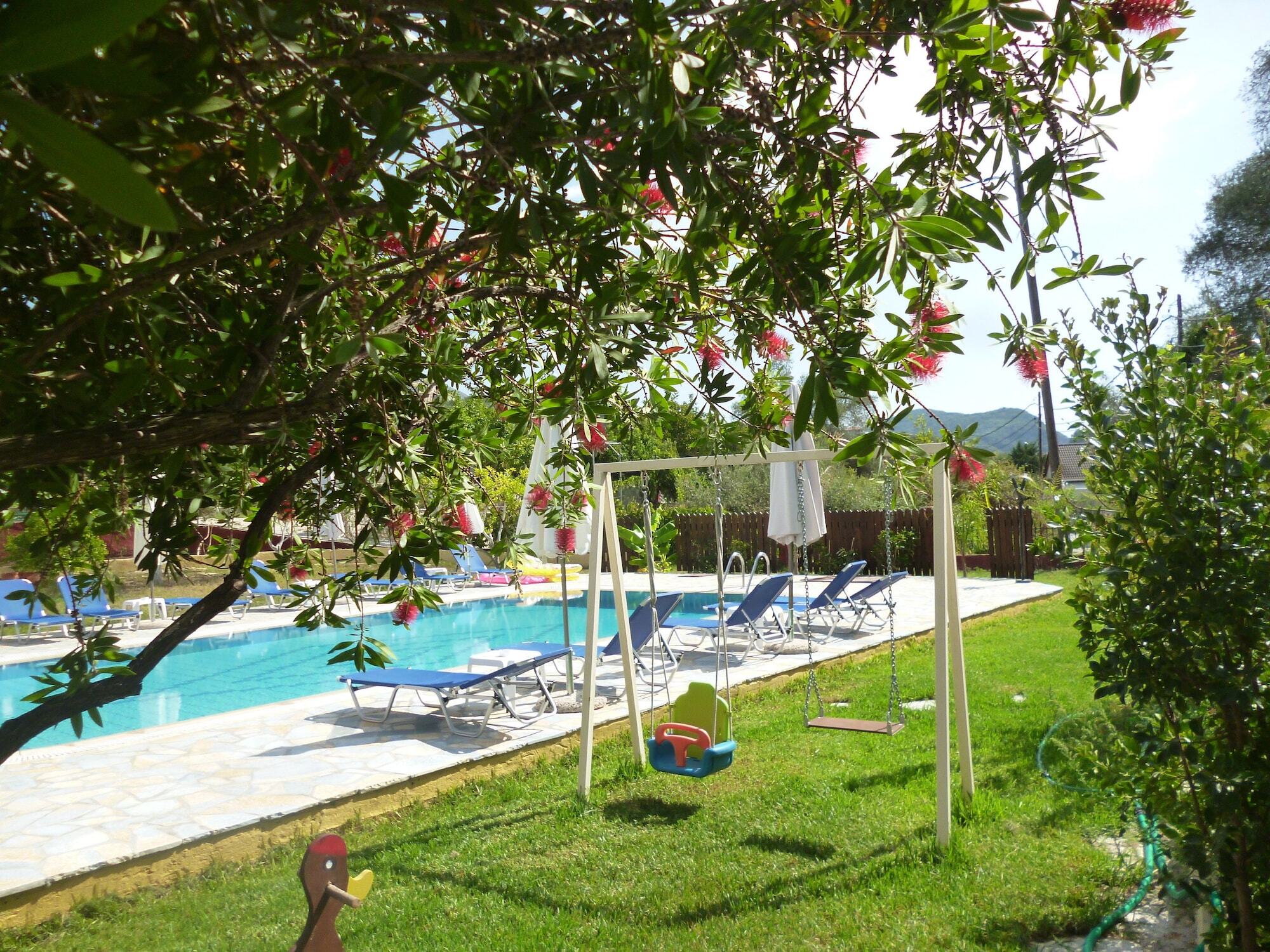 Dimas V House Aparthotel Parga Ngoại thất bức ảnh